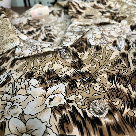 Vintage Floral Matching Blouse & Shorts Set - Picture 9 of 11